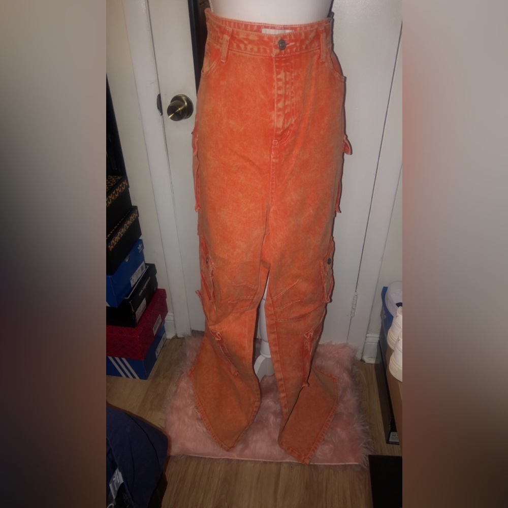 Orange plus size women’s cargo jeans. New with tags.